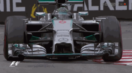 15 Wonderful Slow-Motion Clips Of F1 Cars In Action