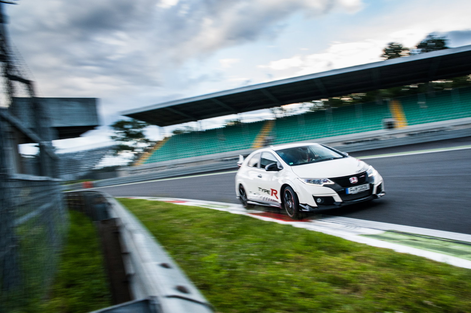 Honda Just Smashed Five European Circuit Lap Records With The Civic Type R To Prove A Point