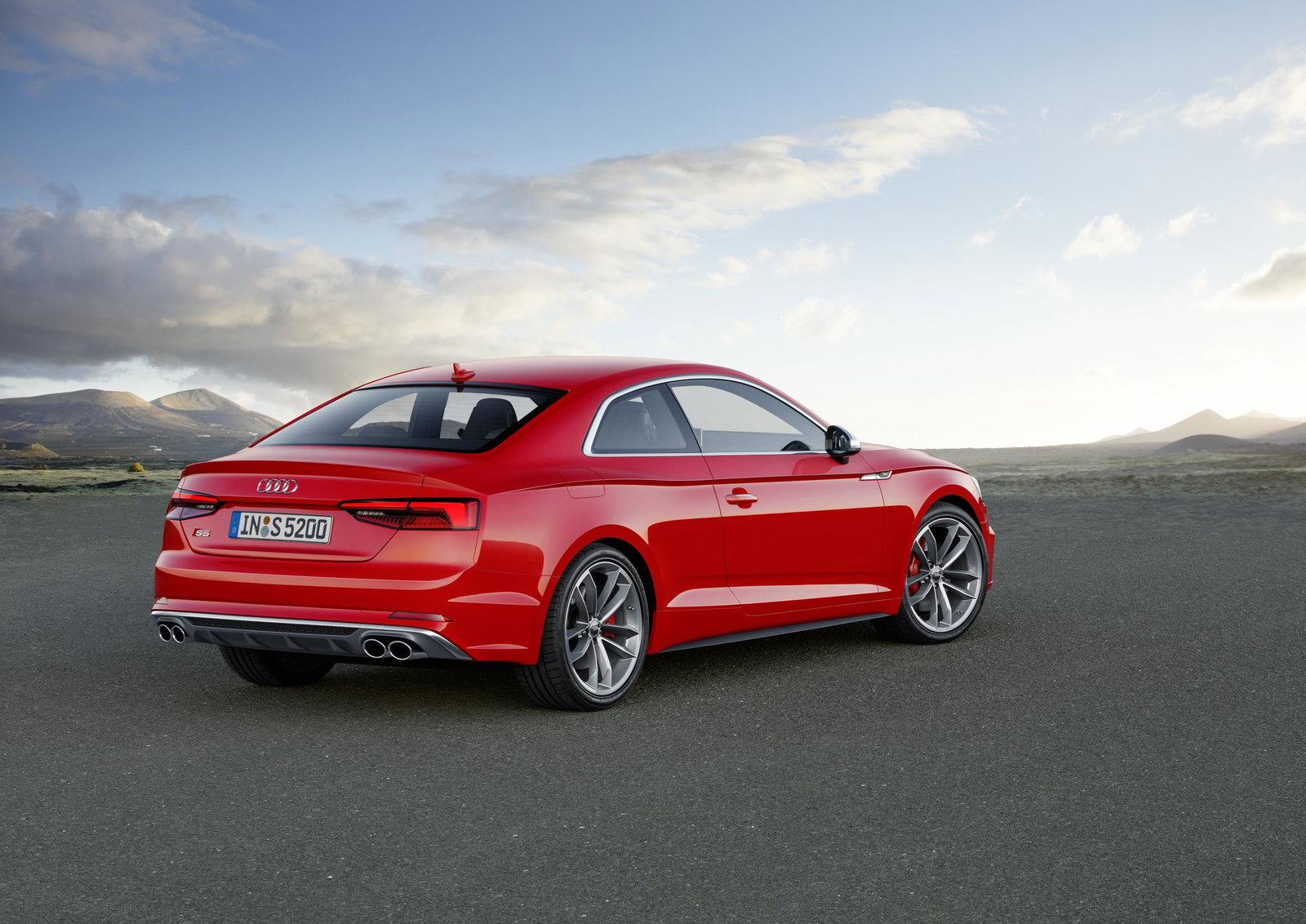 6 Things You Need To Know About The New 349bhp Audi S5