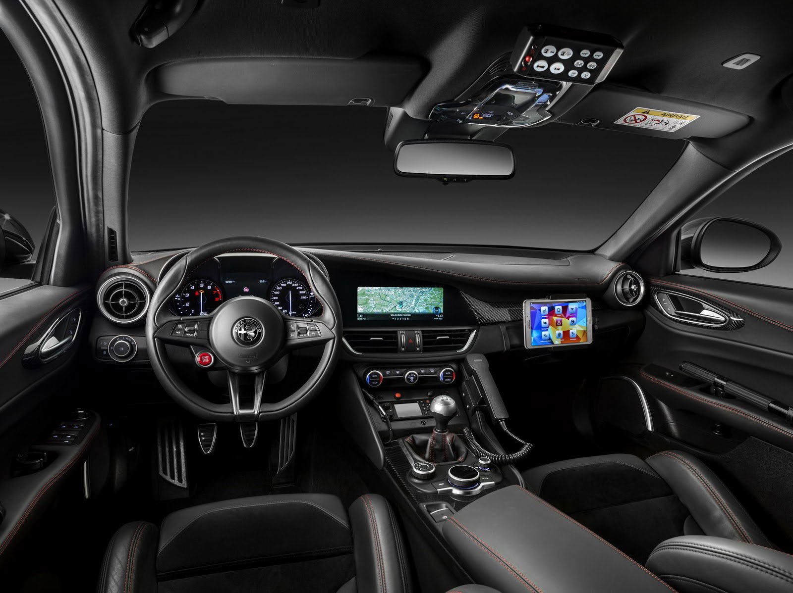 The Alfa Romeo Giulia Quadrifoglio Carabinieri Is The World’s Coolest Police Car