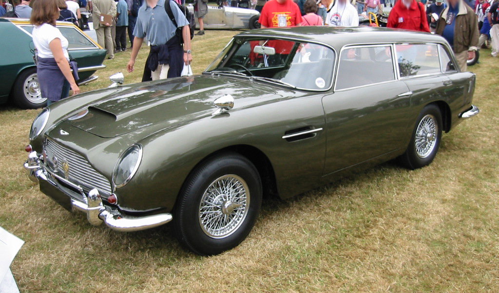 5 Old-School Innovations We Desperately Want Back In Modern Cars