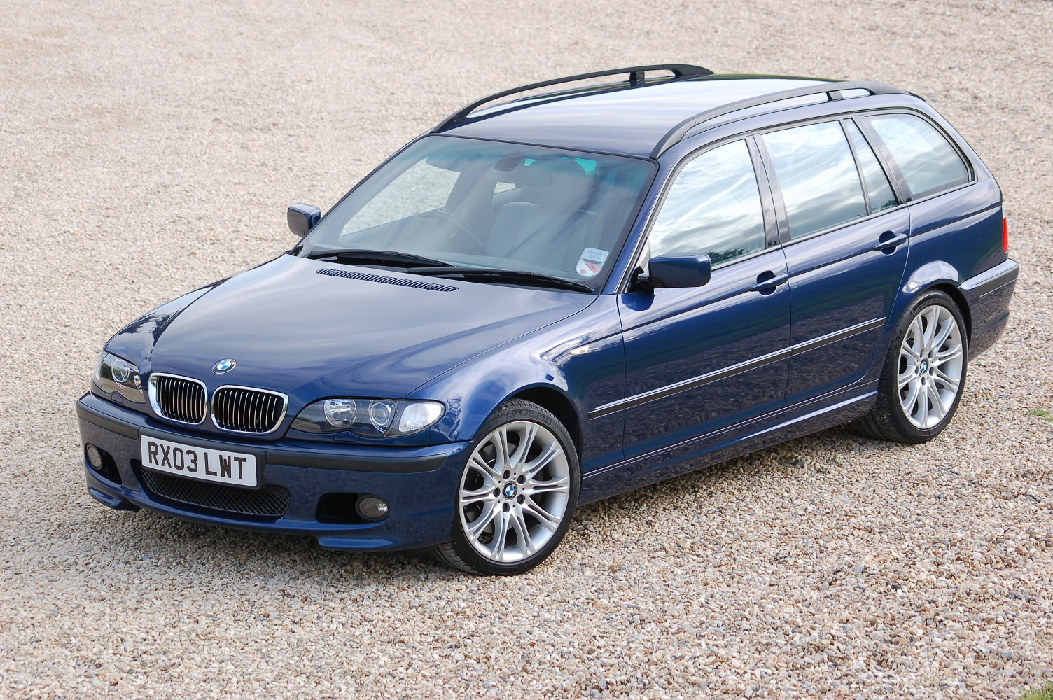 Watch What Happens To An iPhone When 2 Airbags Are Exploded Into Its Face