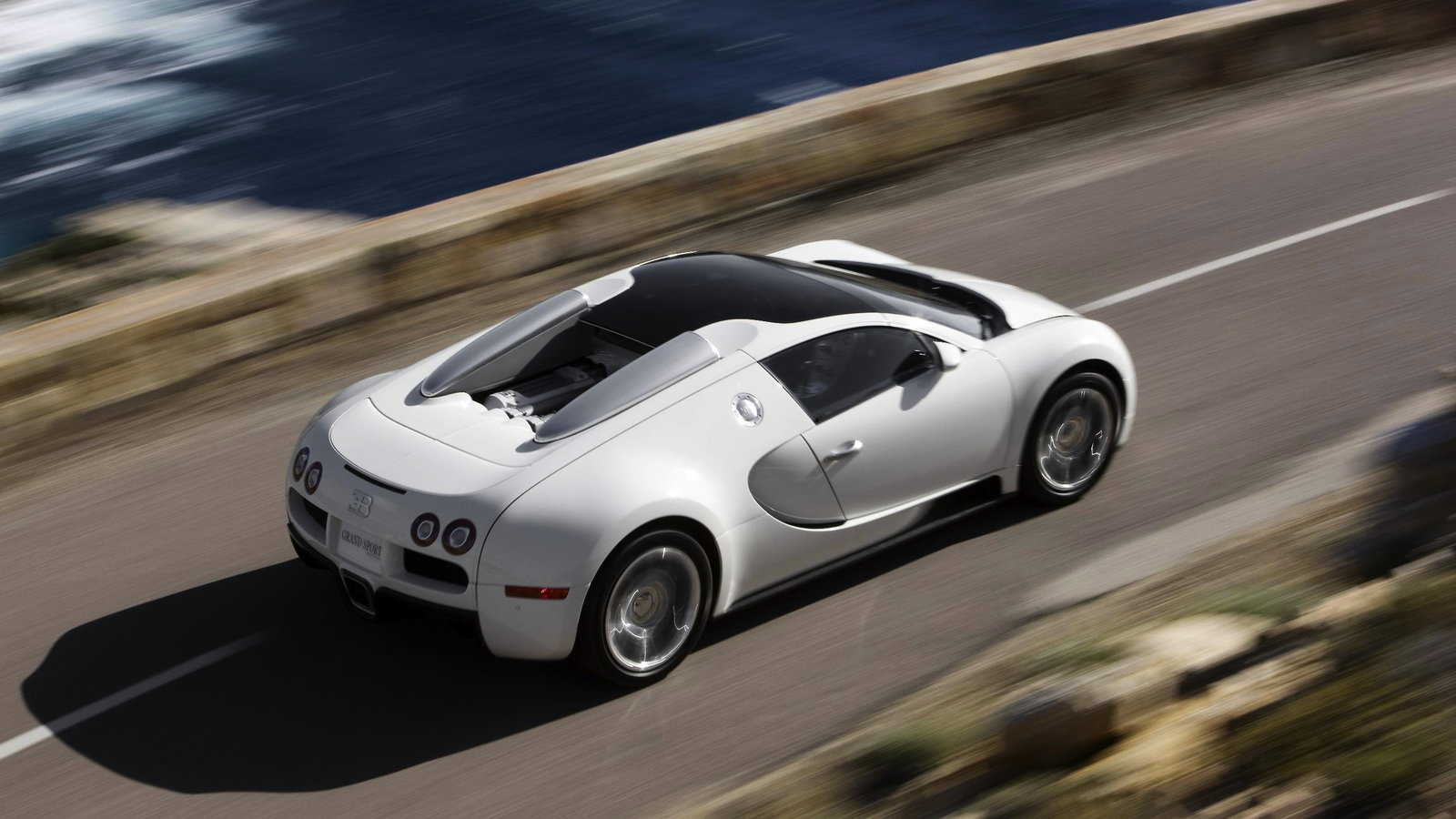 The Average Bugatti Veyron Owner Is So Rich, They Have 84 Cars, Three Private Jets And A Yacht