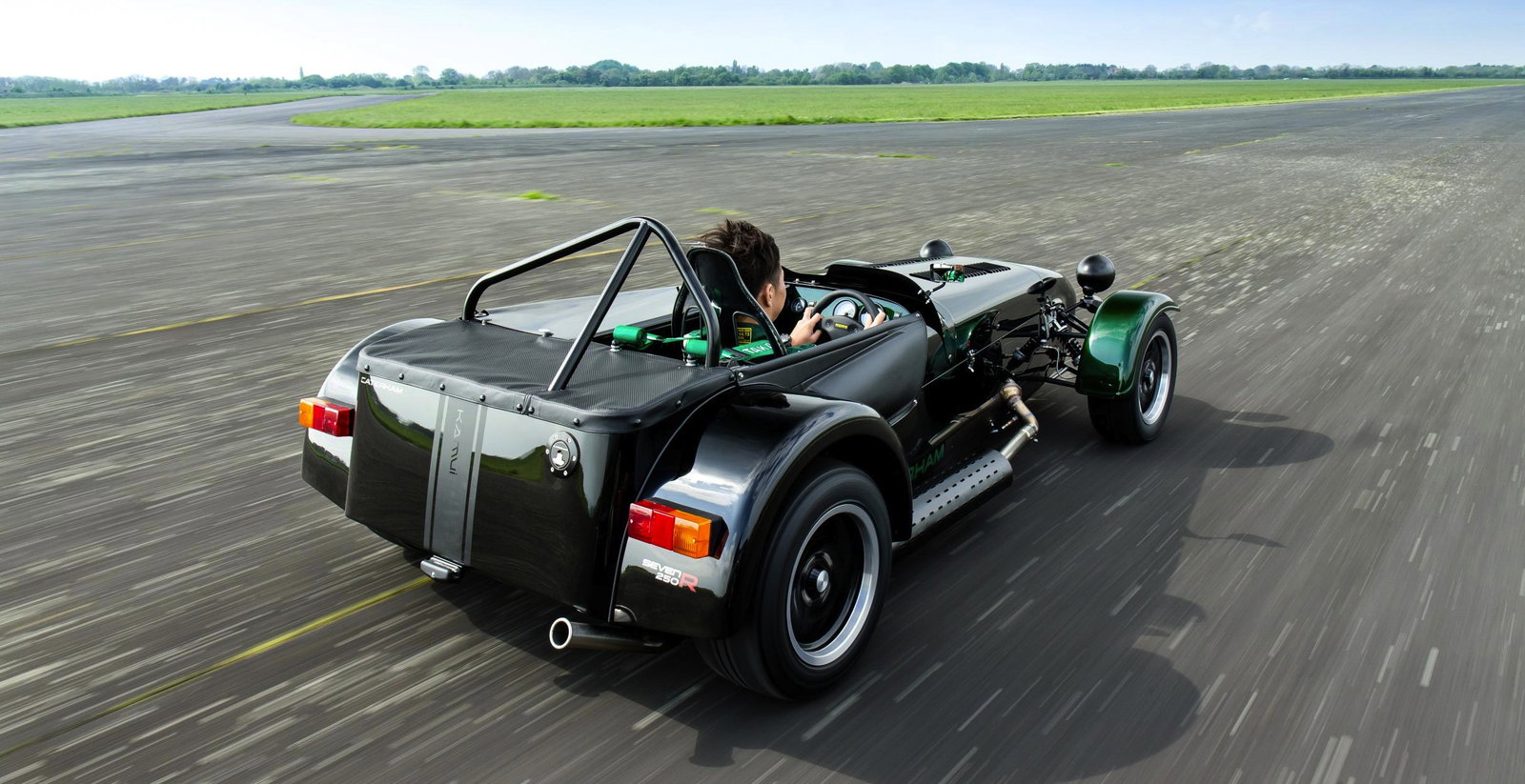 Kamui Kobayashi Has Made A Special Caterham 7 That You'll Love 