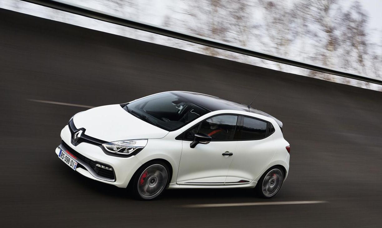 8 RWD Supercars That Are Slower Around The Nurburgring Than The New Civic Type R