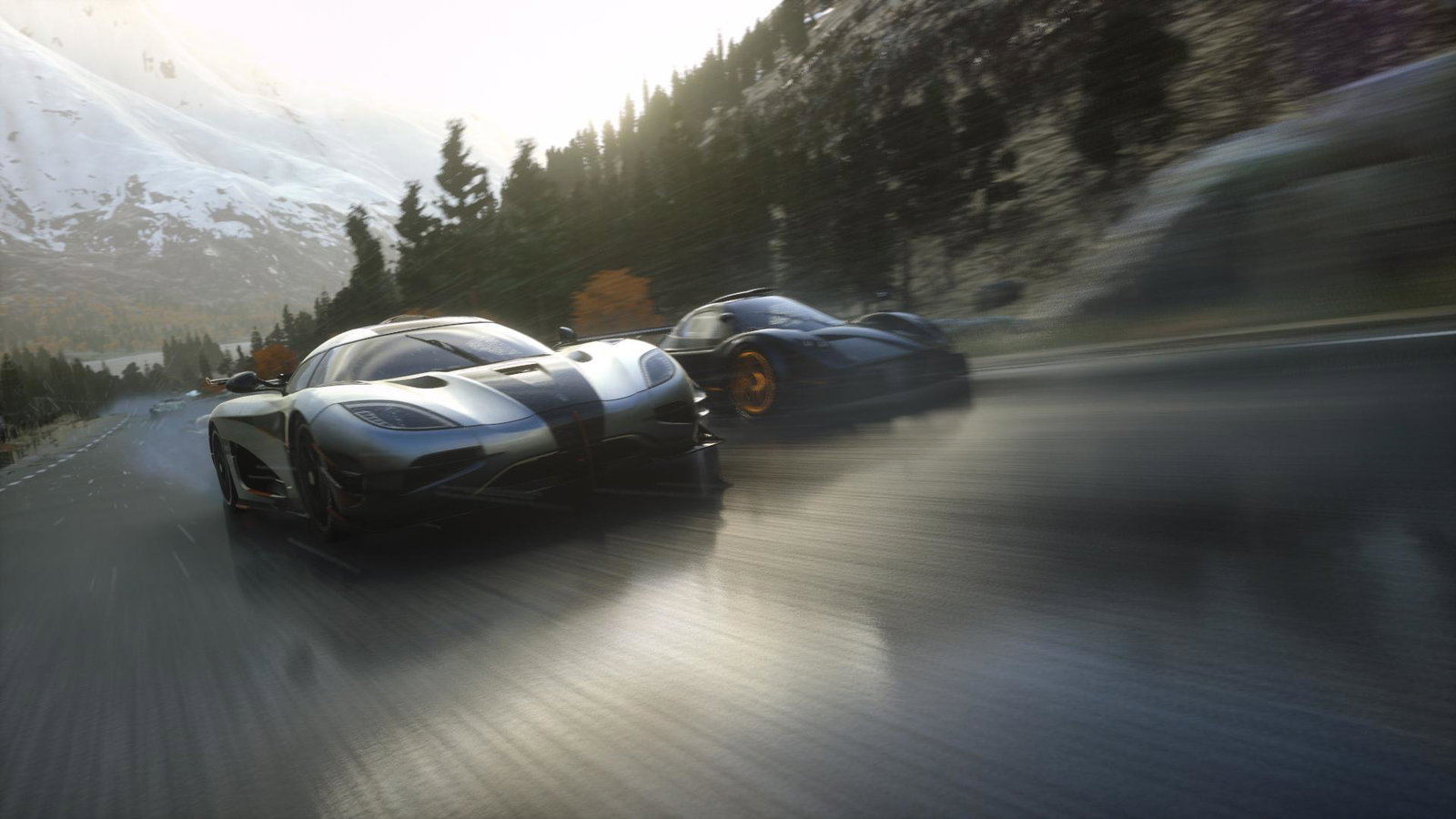 How The Hell Did This Ferrari F430 Make It Through Such Tight Gaps Without Damage? 