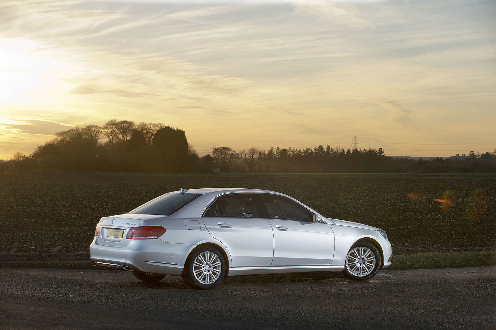 9 Painfully Honest One Line Car Reviews