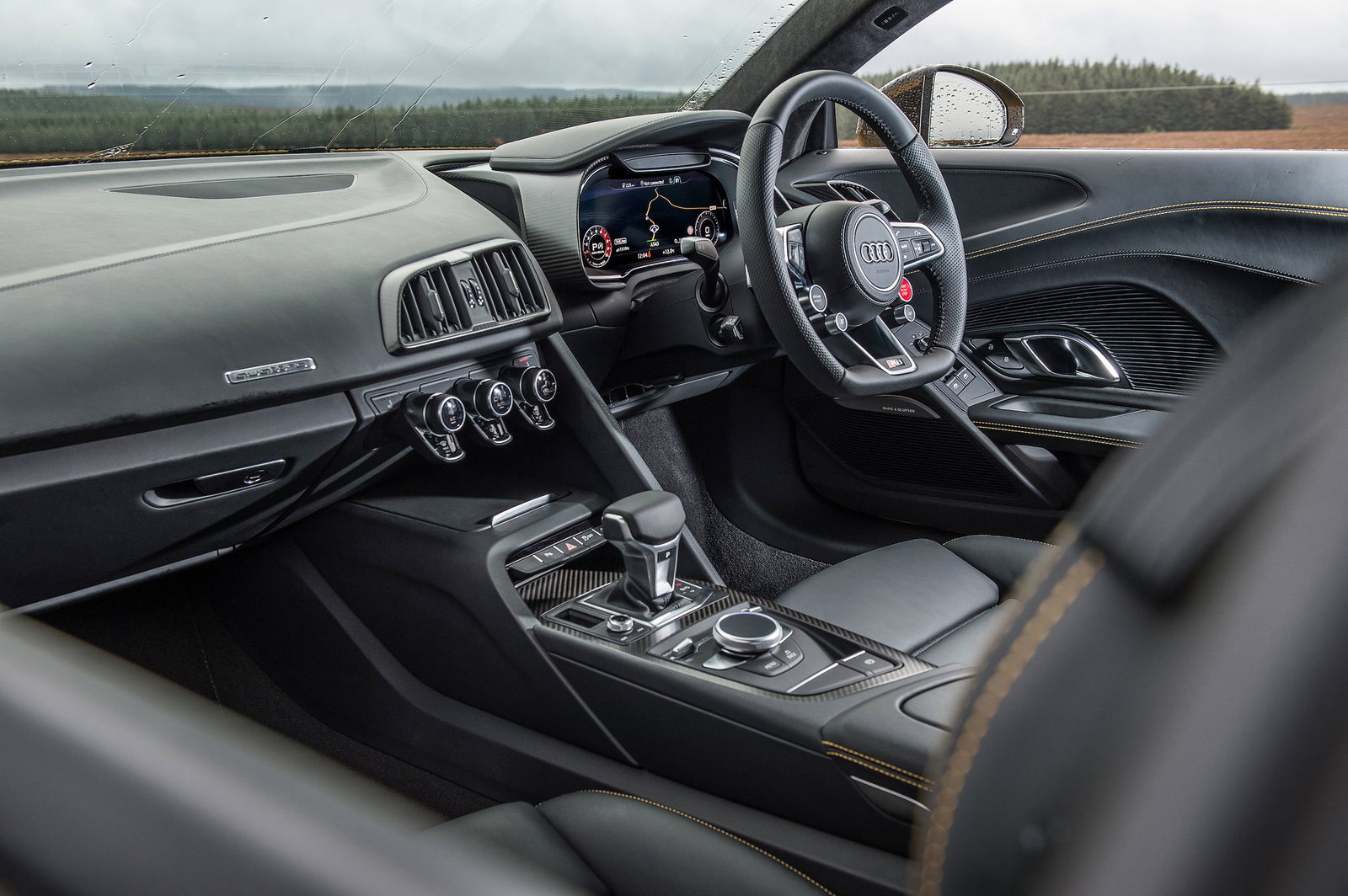 The New Audi R8 V10 Is A Beautiful 600bhp Monster You Really Can Use As A Daily