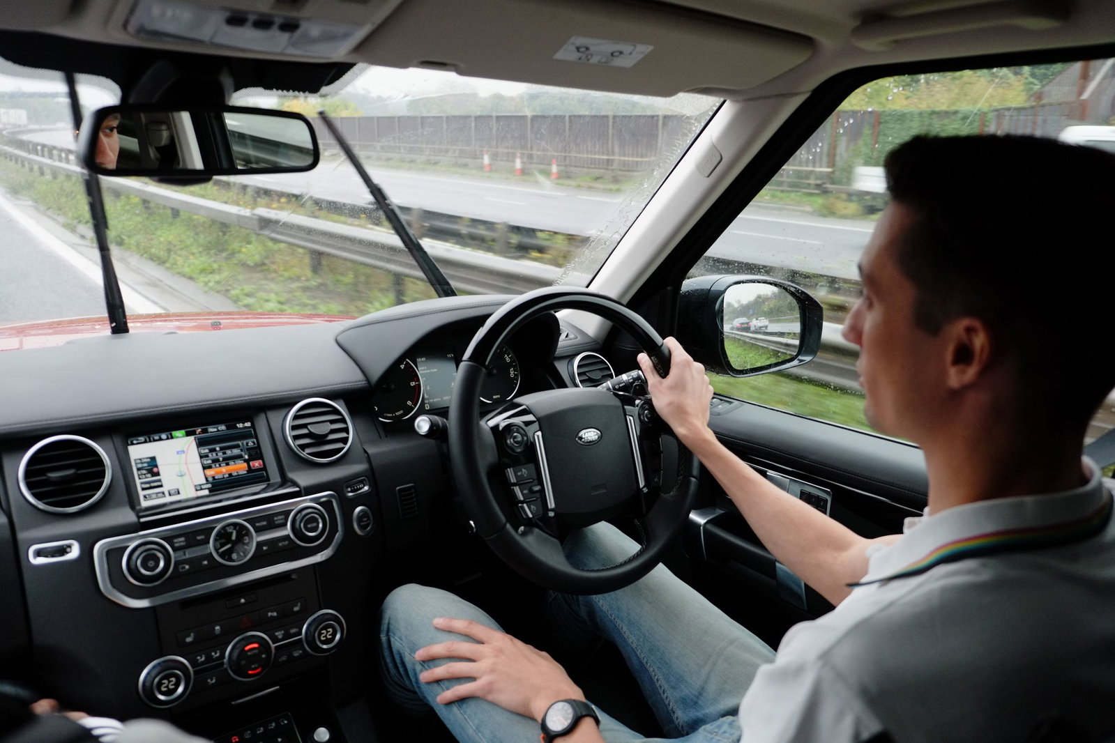 13 Things I Learned About The Land Rover Discovery On A Crazy 1000-Mile European Road Trip
