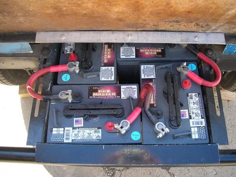 This Funky Little Commuta-Car Is How They Did EVs In The 70s, And Could Be Yours For Just $3k