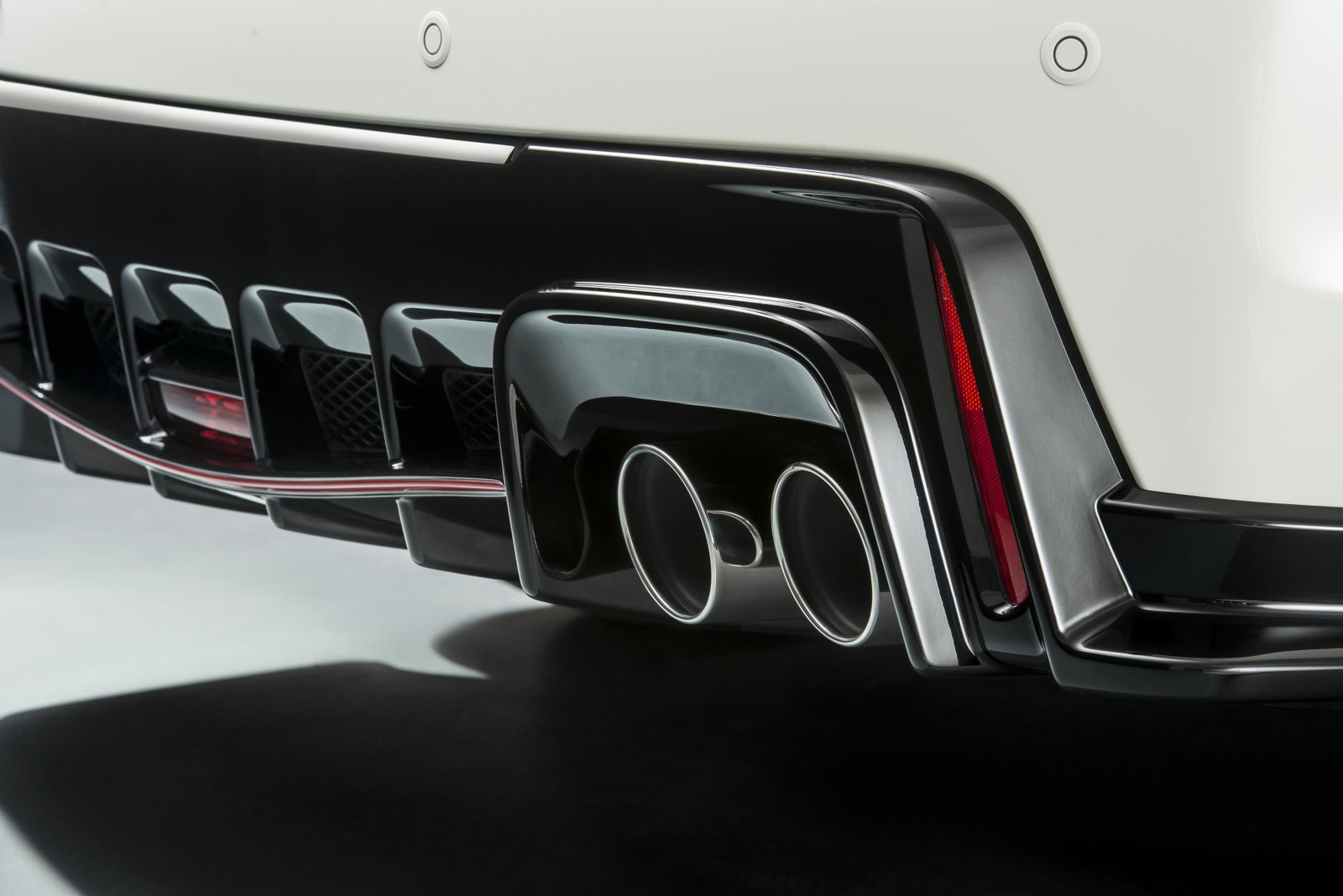 This Is The New Honda Civic Type-R: 306bhp, 167mph And A Massive Rear Wing