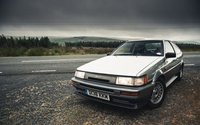 10 Things Only Petrolheads Think Are Cool