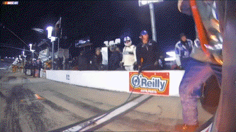 24 Crazy Nascar Gifs That Will Have You On The Edge Of Your Seat