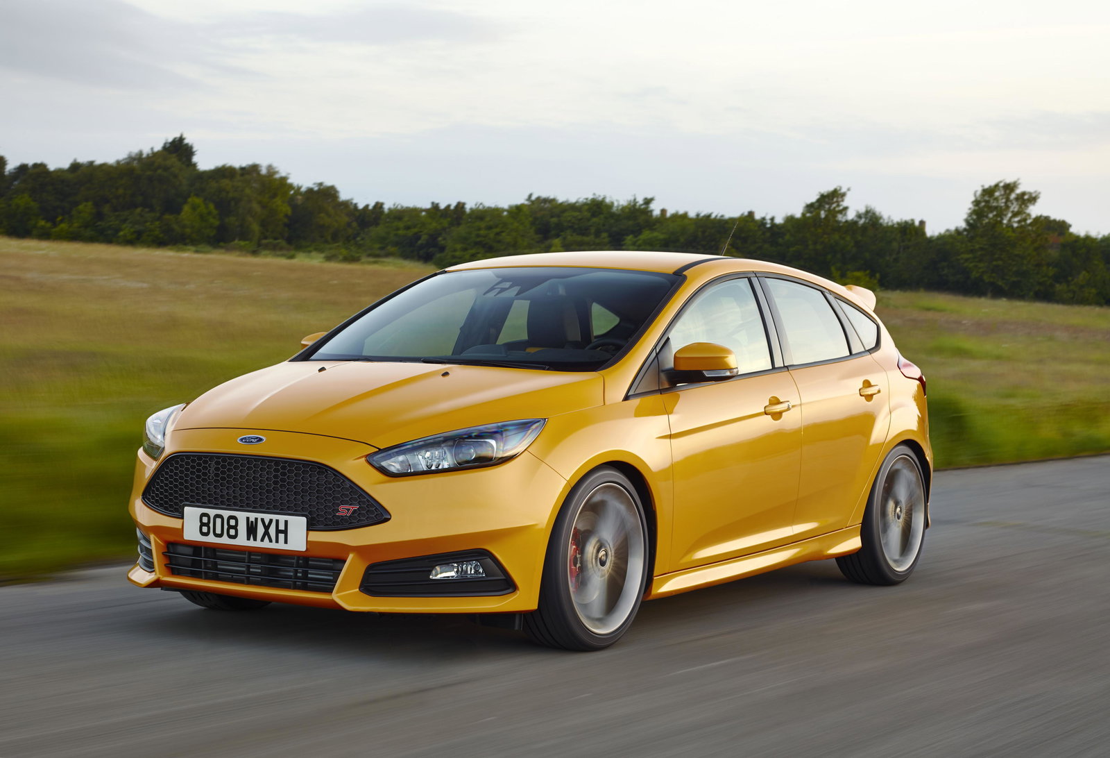 The New Focus 'STD' Gives You VW Golf GTD Poke For £4k Less