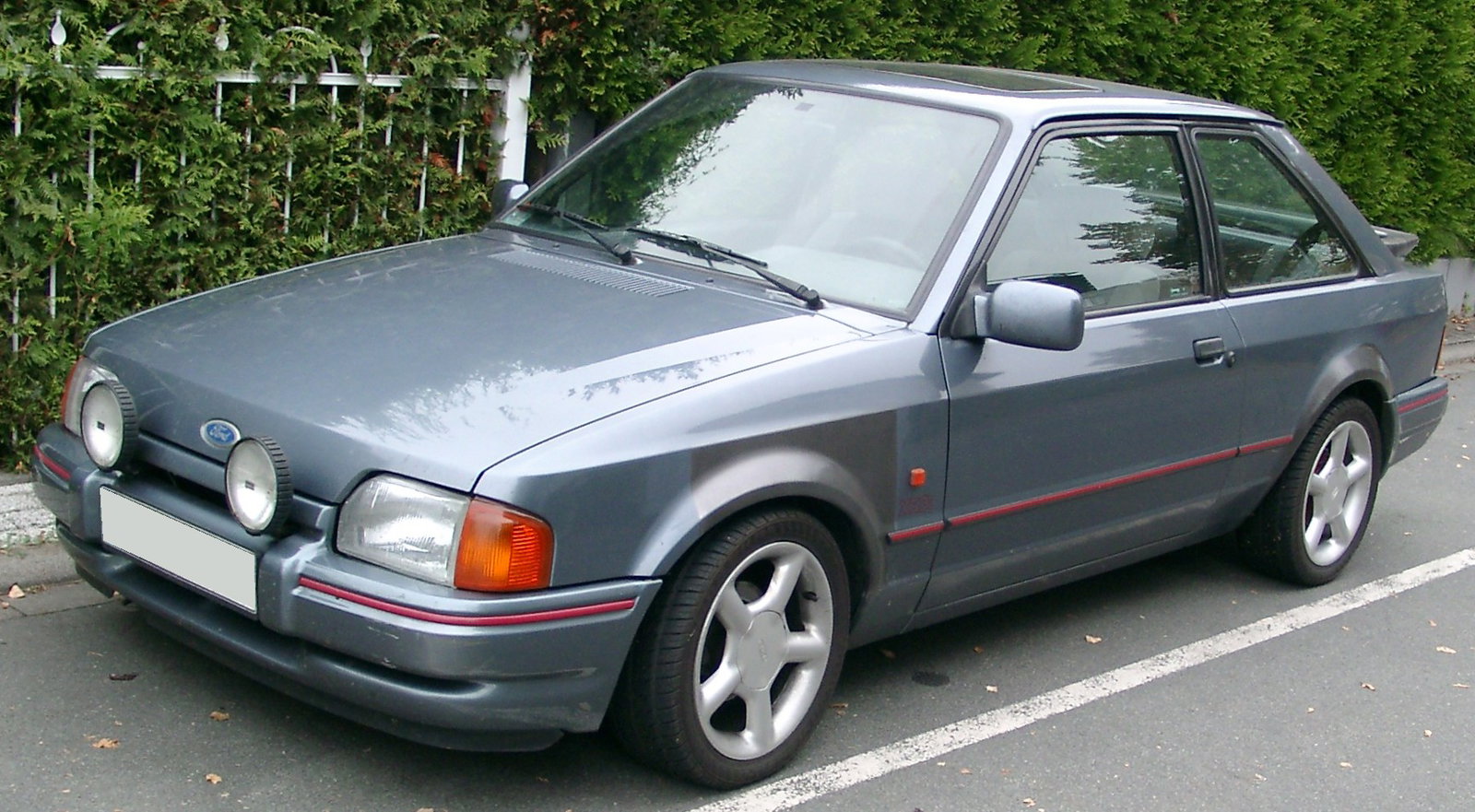 9 Retro Rides You Need To Buy Before It's Too Late 