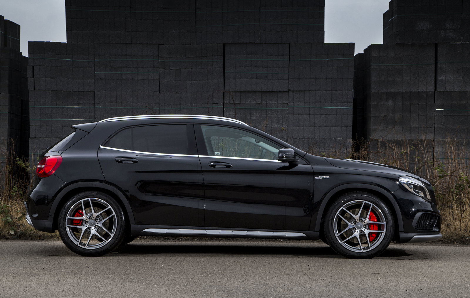  Can A Four-Wheel Drive, Four-Cylinder Crossover Really Be A Proper AMG? 