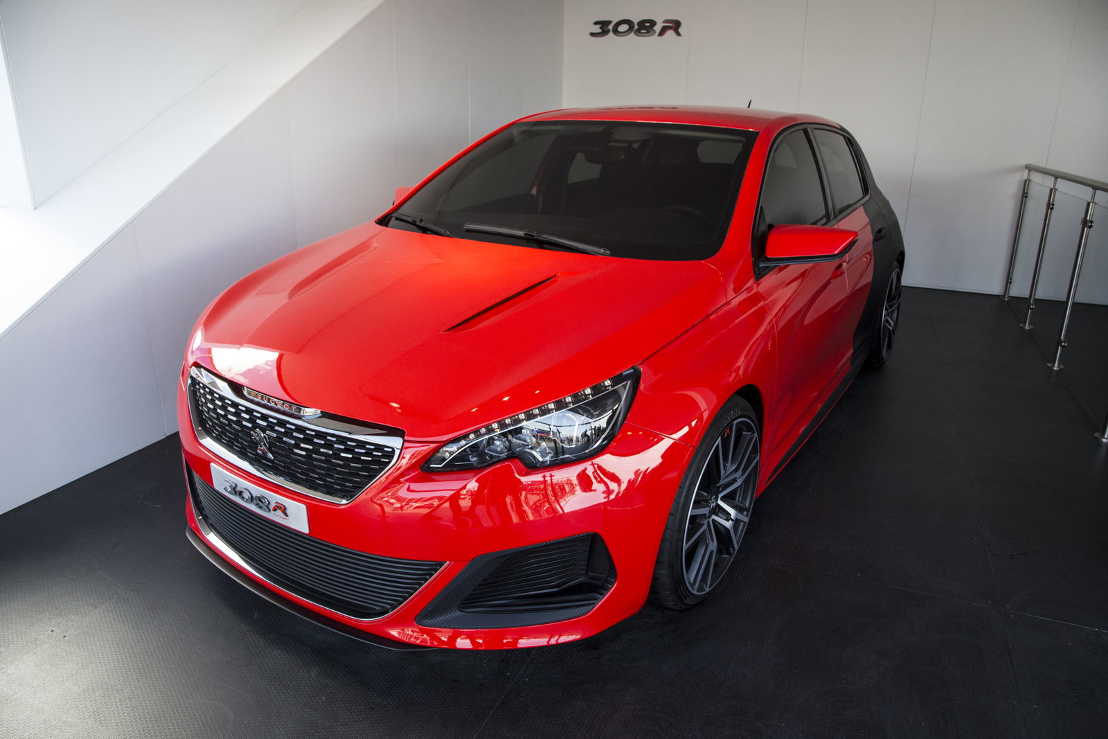Peugeot's New 308 GT Looks Fast And Sexy, But It Fails To Satisfy Me As A Petrolhead