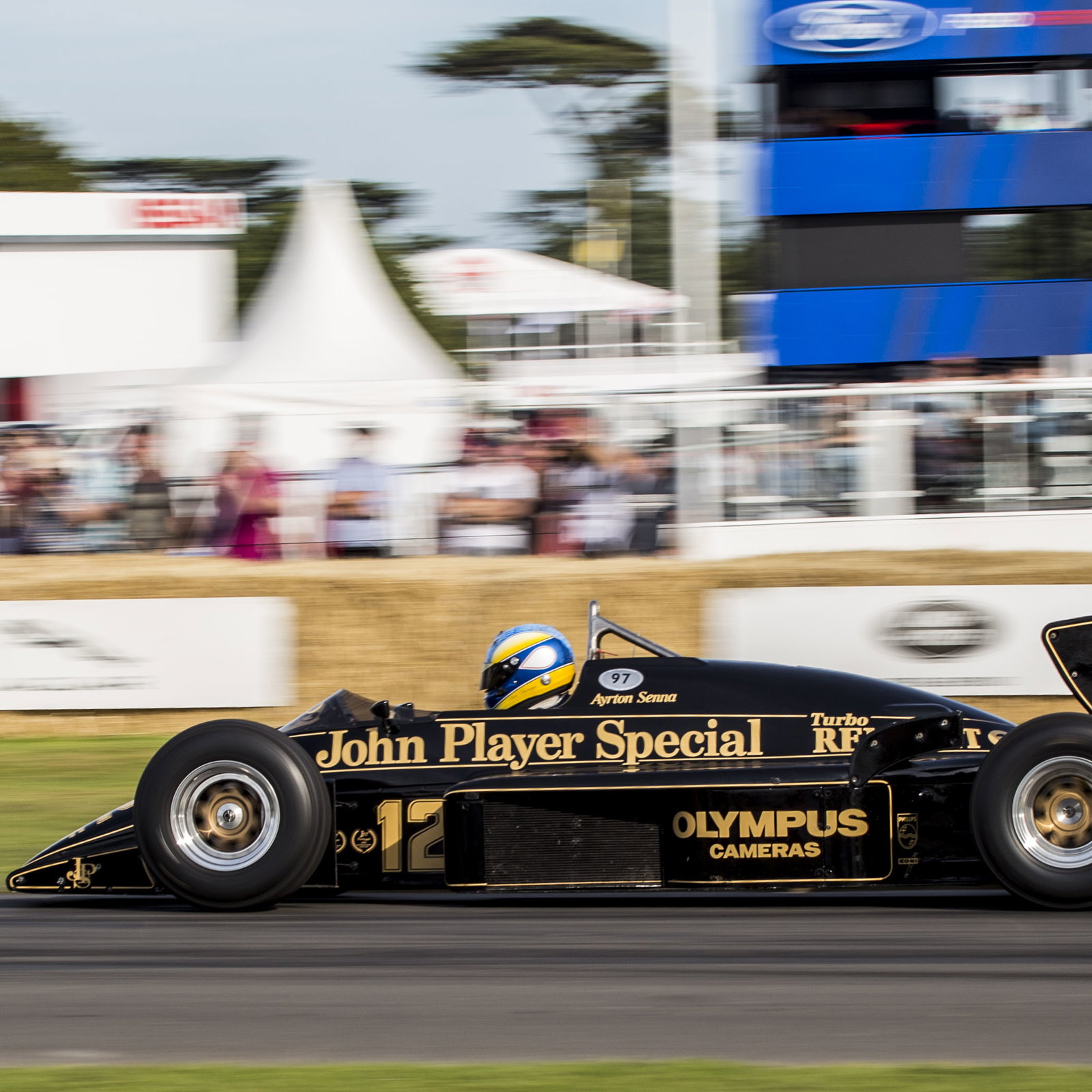 Your 3 Free Ford Transit Super Sport Van Wallpapers