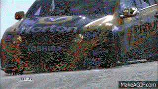 12 Gifs Of V8 Supercar Drivers Doing Serious Slides And Drifts