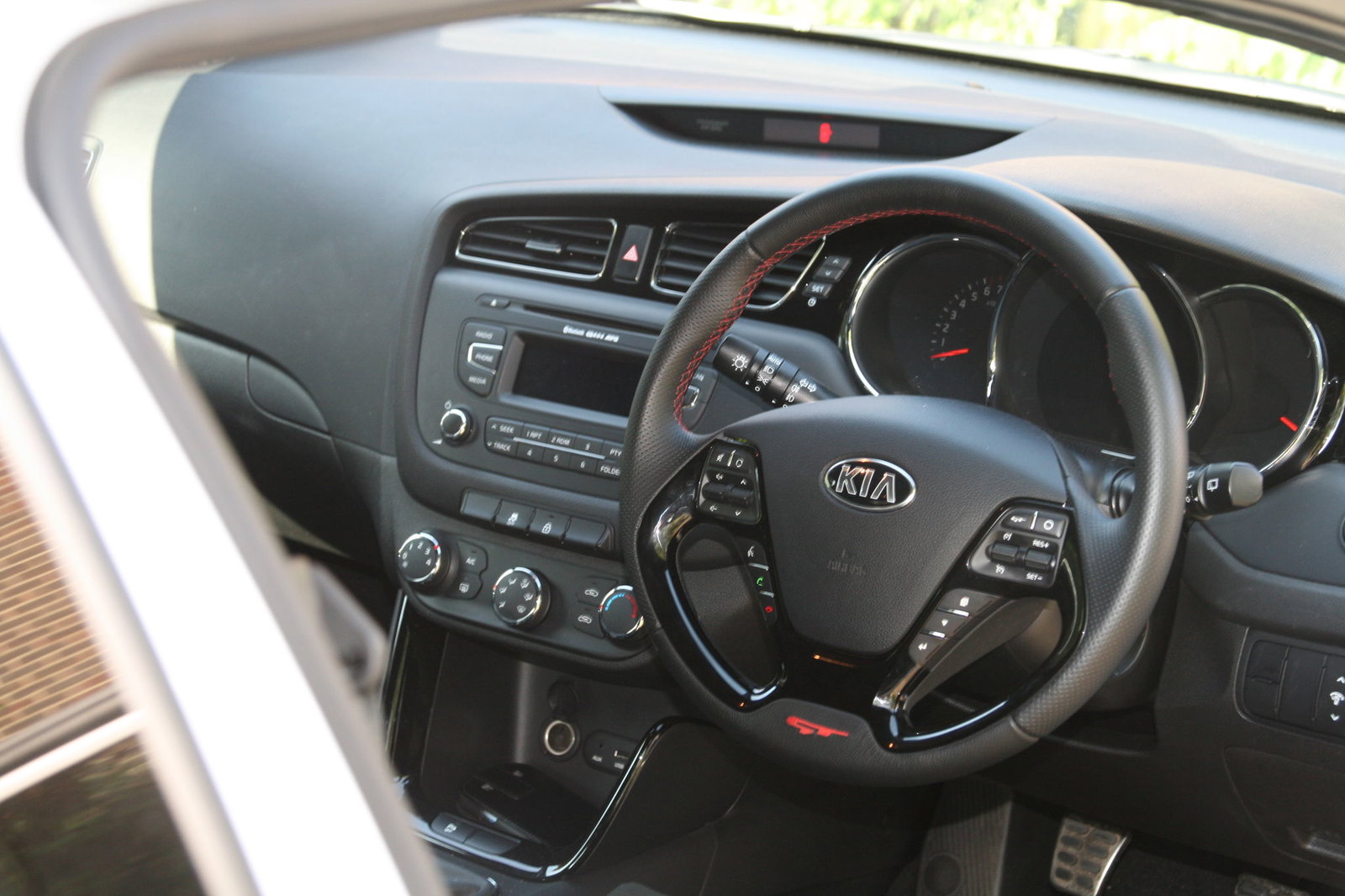 The Kia Pro Cee'd GT Is One Of The Best Budget Cars To Get Quiet Respect From Petrolheads
