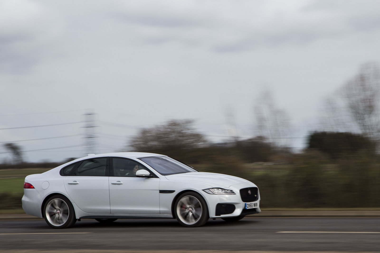 You Can Now Have A Jaguar XE With The F-Type's 297bhp Four-Pot