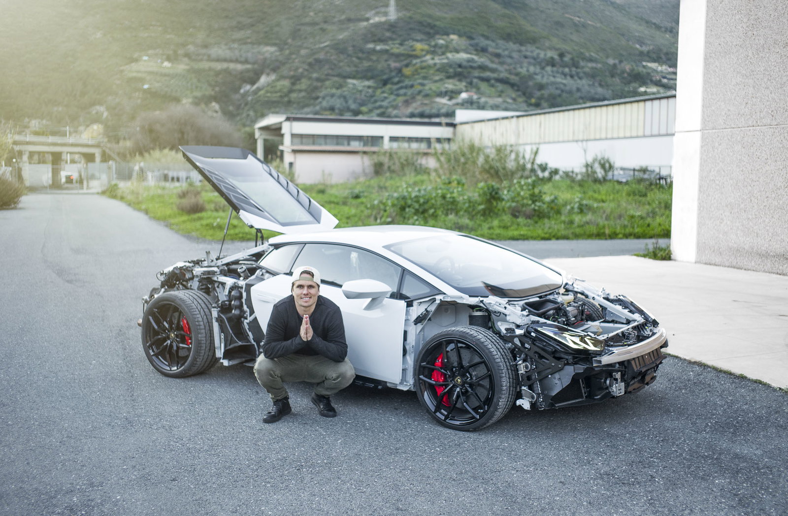 The Weird Quirks Of An Aston Martin V8 Vantage