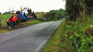 20 Amazing Gifs That Prove Road Racers Are Fearless