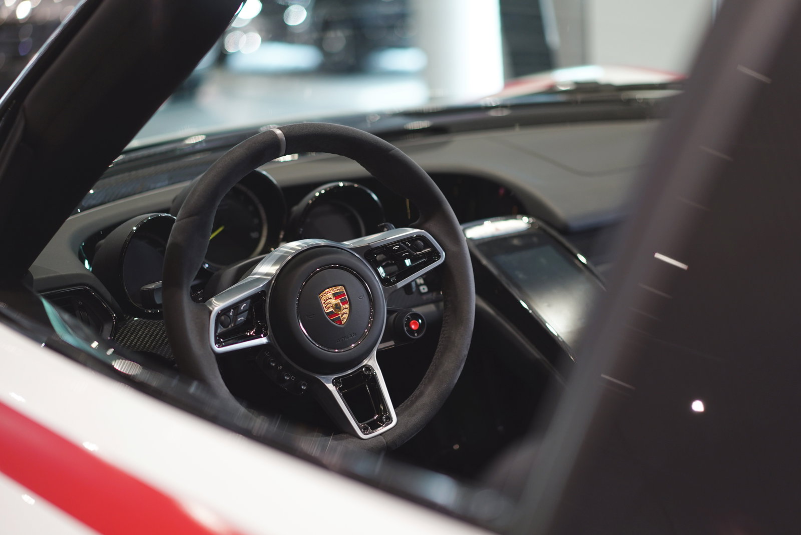 I Was Given After-Hours Access To The First Ever Porsche 918 Spyder, And It Was Incredible