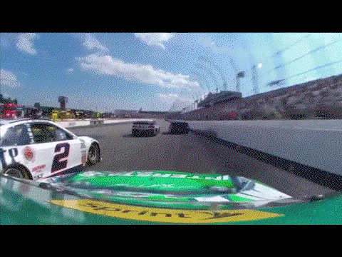 24 Brilliantly Opportunistic Racing Overtakes