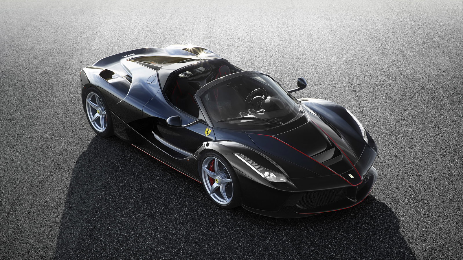 Here's Your First Proper Look At The LaFerrari Spider (Updated)