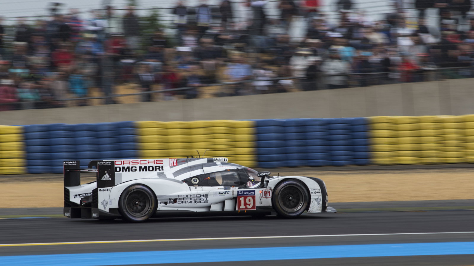 15 Highlights From The Epic 2015 Le Mans 24 Hours