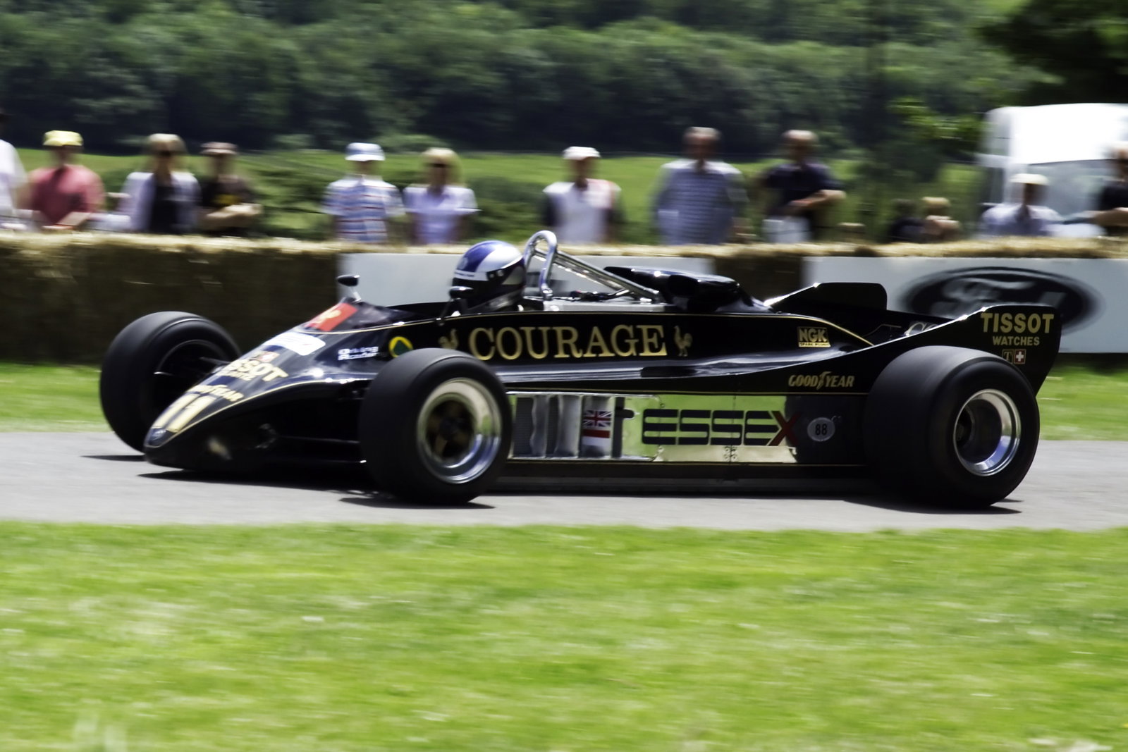 5 Innovative Race Cars That Were So Quick They Rewrote The Rulebooks