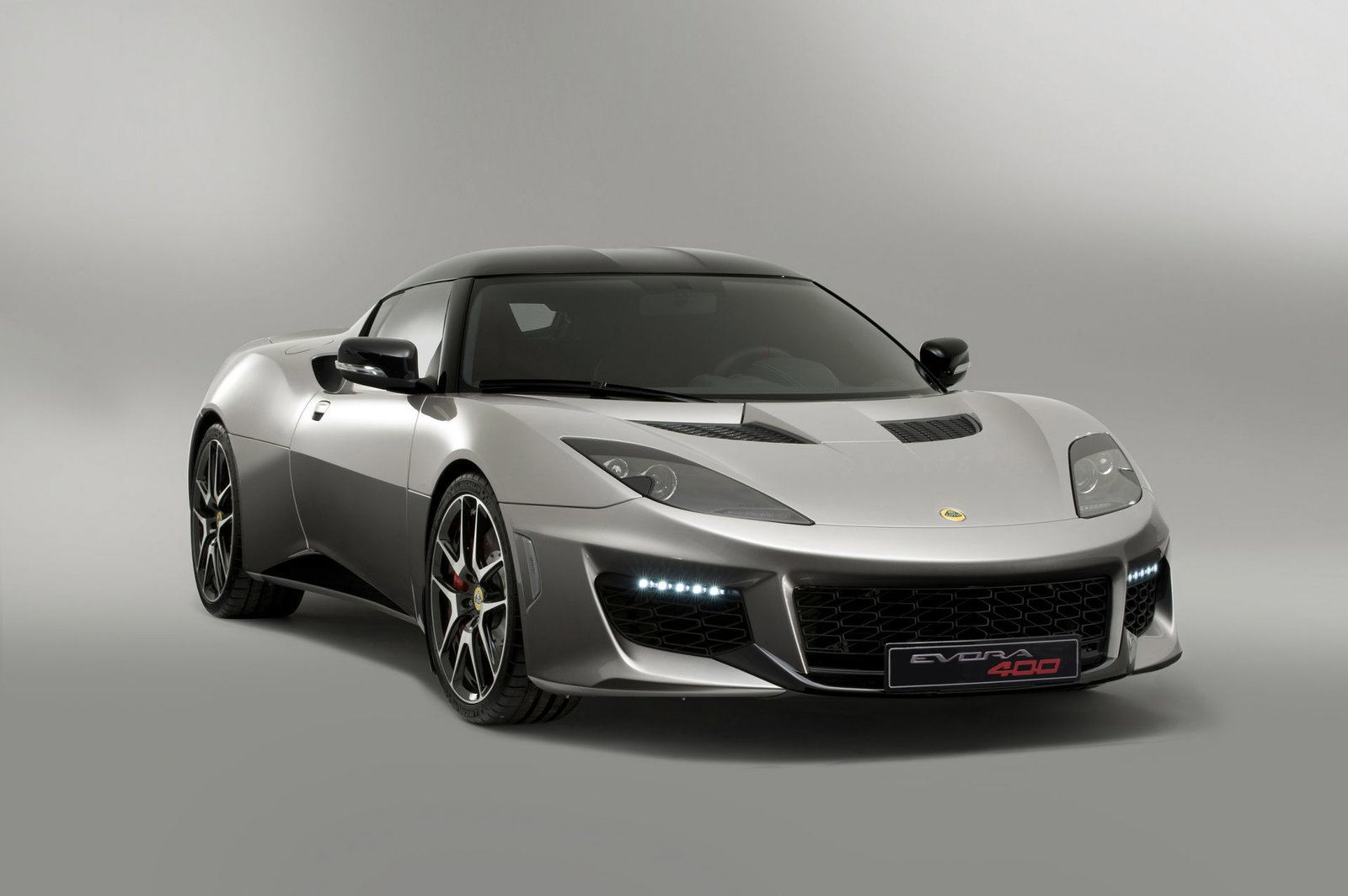 6 Ordinary Cars That Share Engines With Exotics 