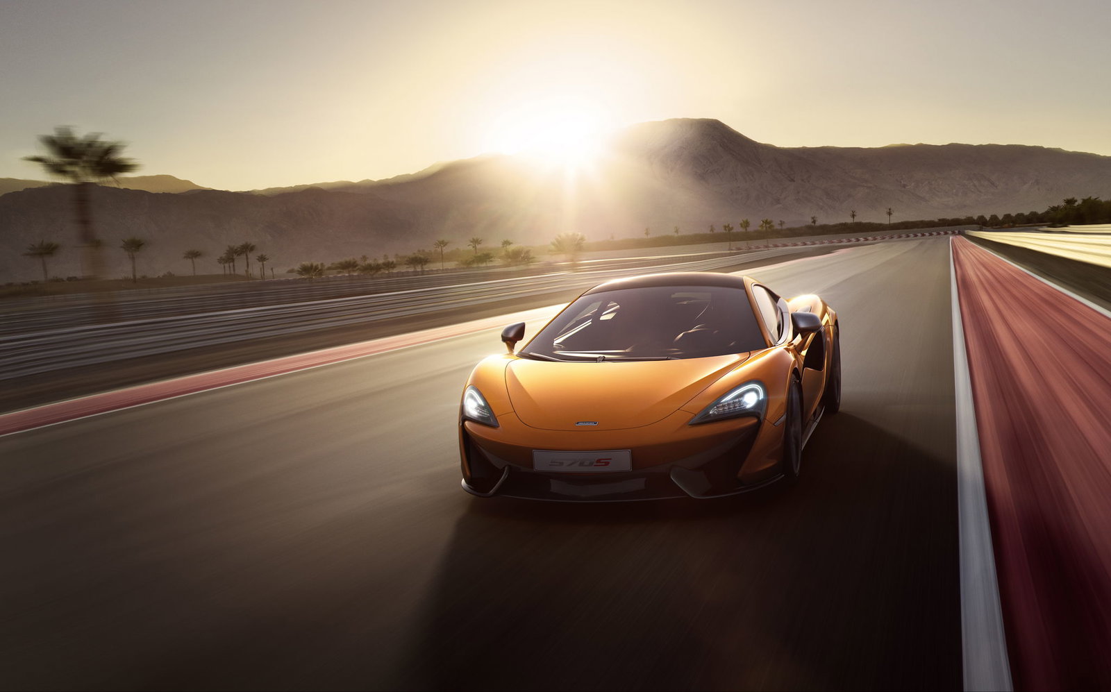 McLaren's New 204mph 570S Is Here, And It Looks Set To Panic The 911 Camp