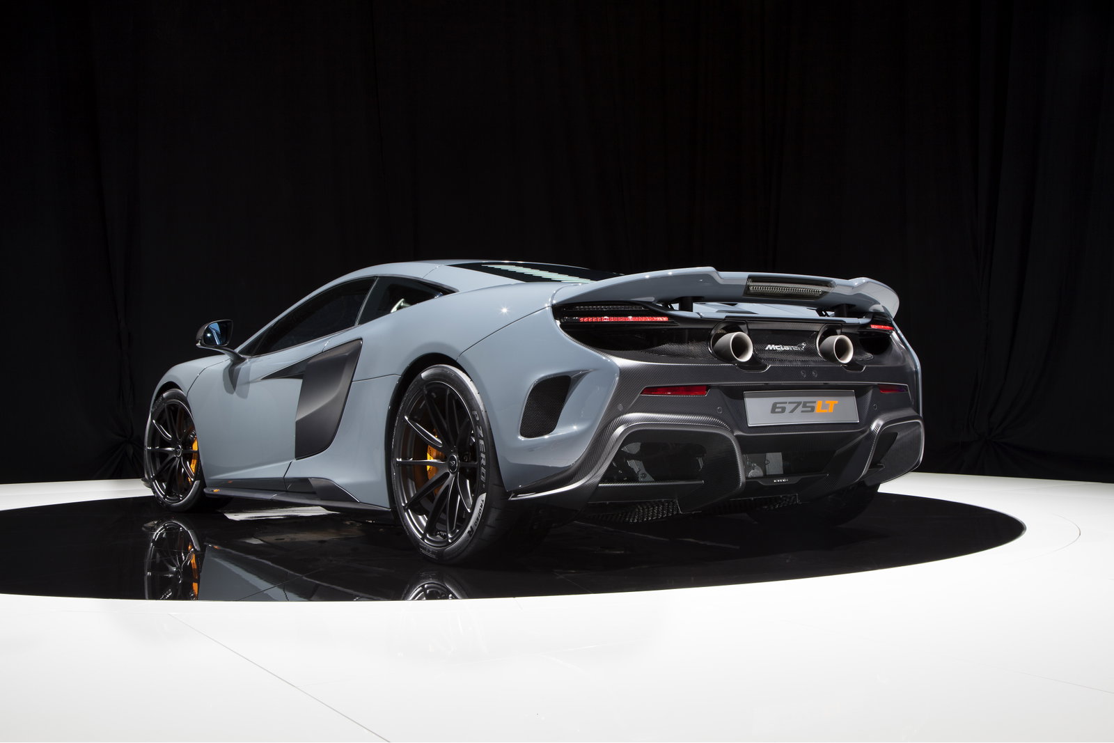 7 Reasons The 675 Longtail Is The Ultimate Track-Focused McLaren Sports Car