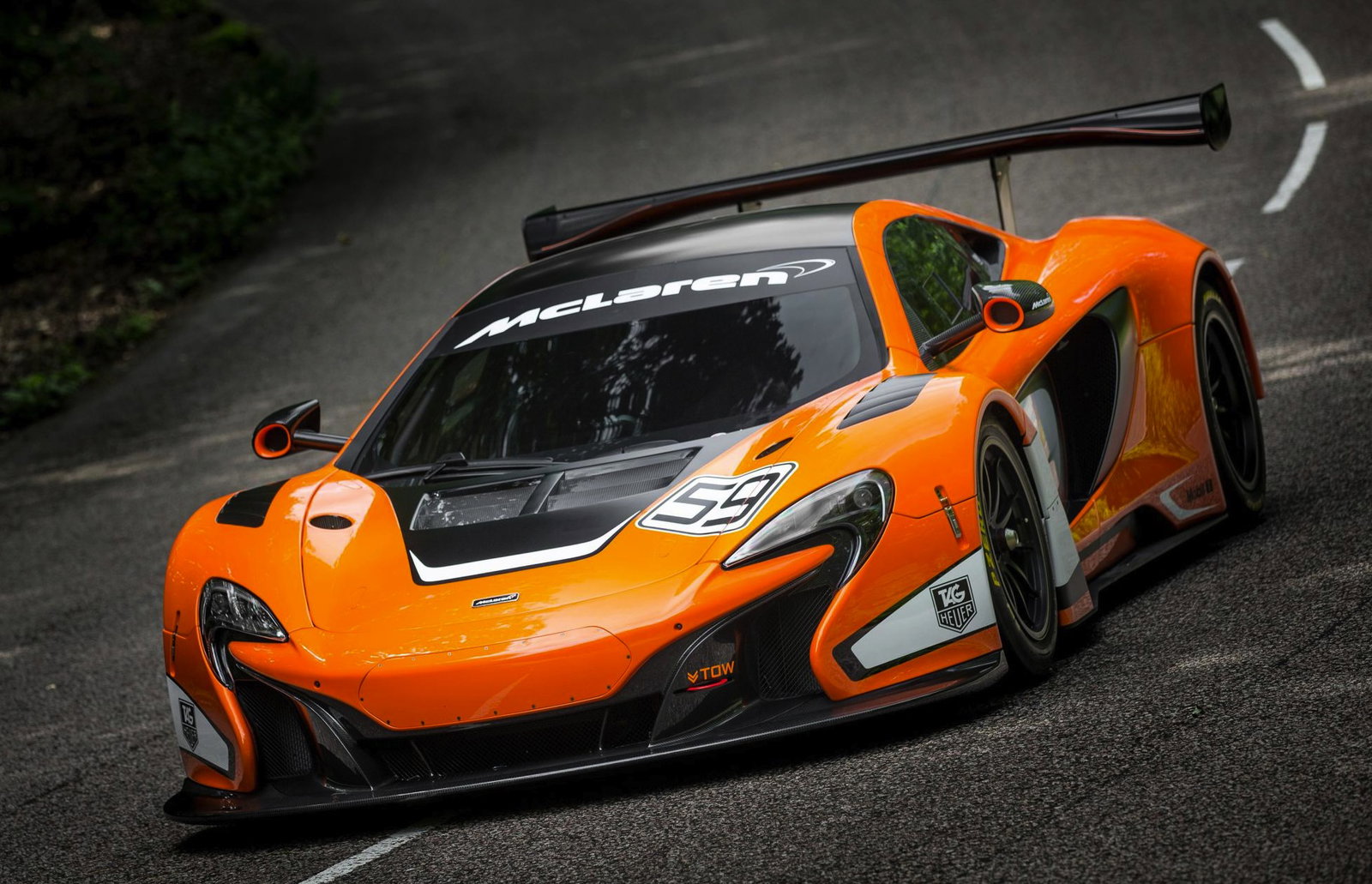 Here Are Six Drool-Worthy Pics Of The Incredible McLaren 650S GT3 