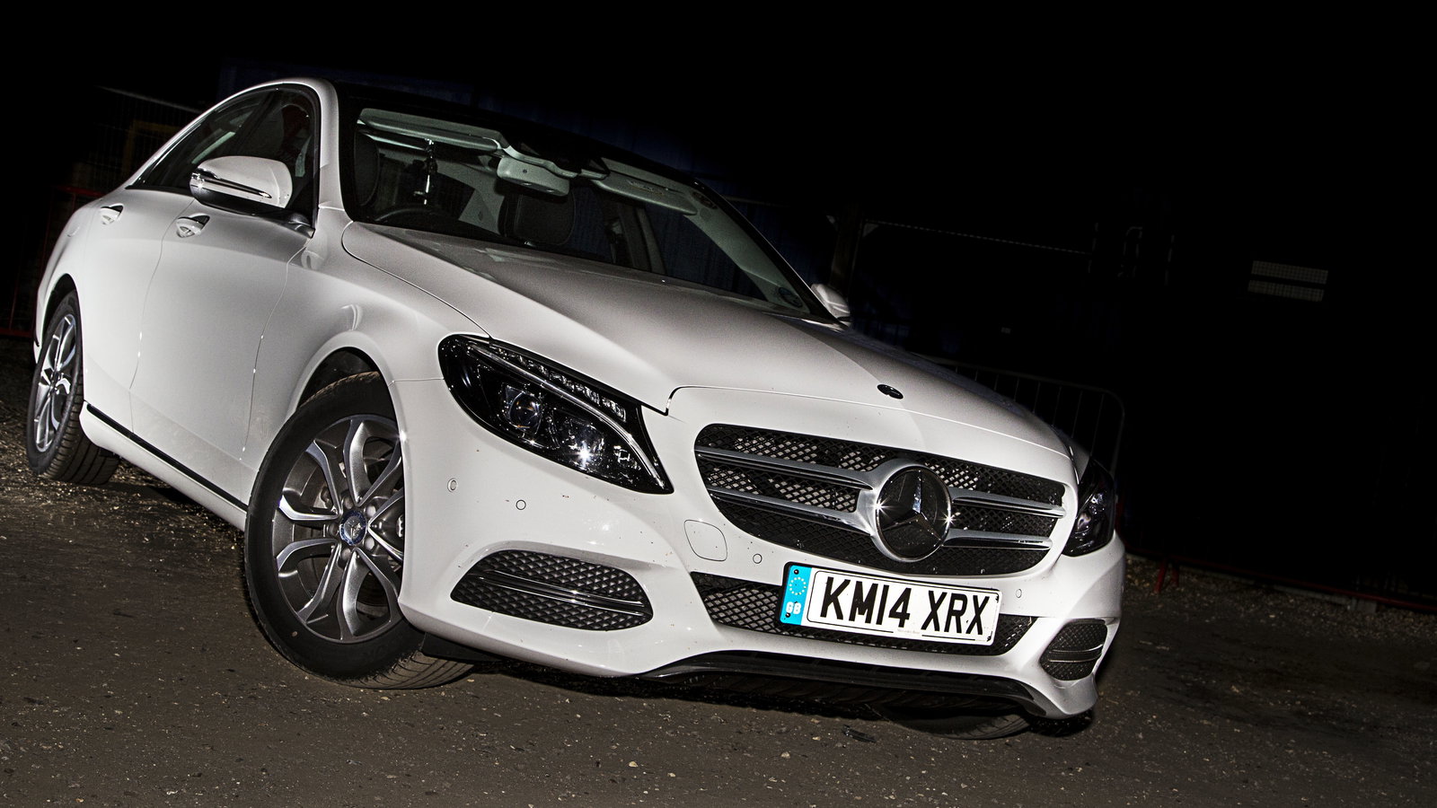 A Mercedes C-Class Is One Of The Best Ways To Make A 5am Drive Through London Bearable