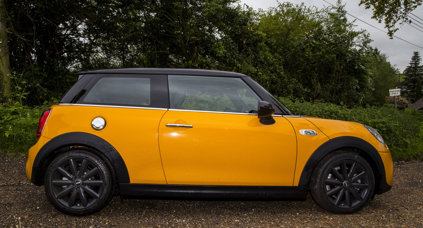 Can The New Mini Cooper S Cut It As A Posh Hot Hatch? 