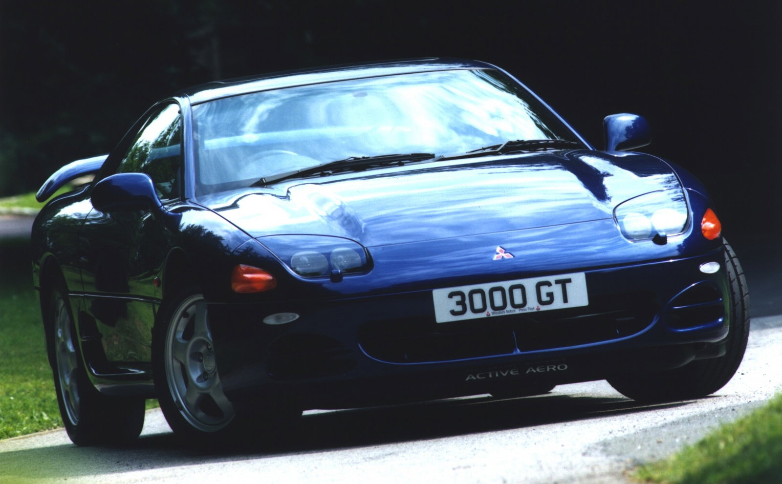 9 Discontinued Japanese Performance Cars That Deserve A Successor 