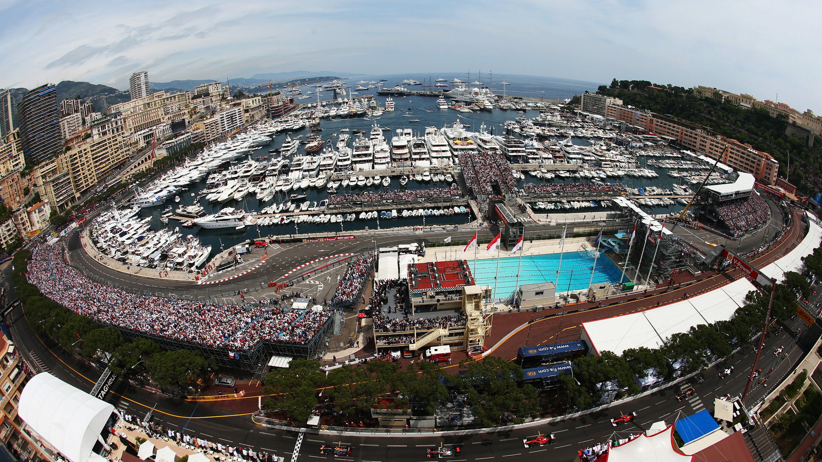 The 10 Best Corners On The 2015 Formula 1 Calendar