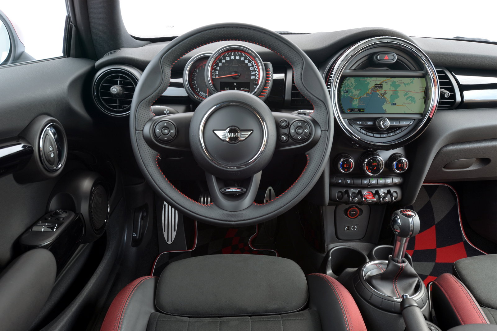 The Hot JCW Is The Only Mini Petrolheads Should Lust After