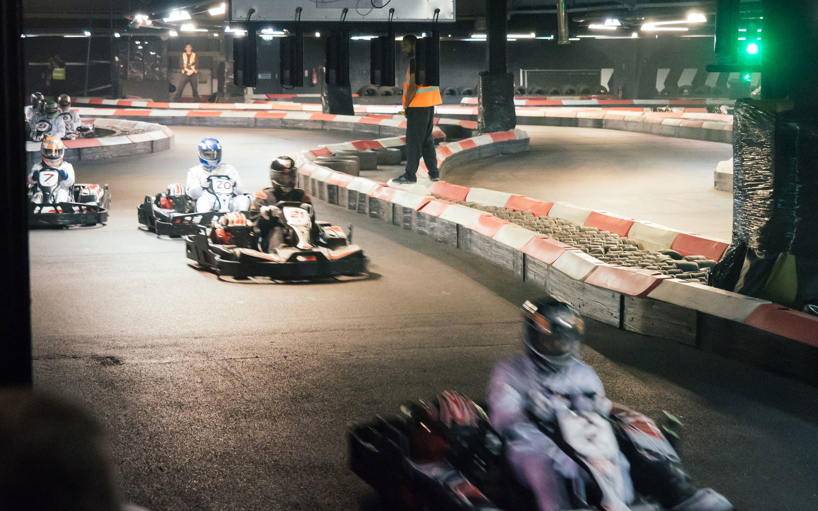 We started the heats at 3pm. Racing revealed that there was going to be no love lost between rivals!