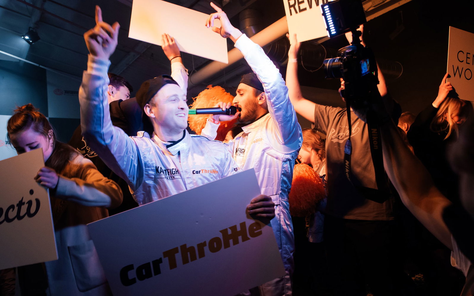 And then Adnan took the MC's mic and got the people going! 