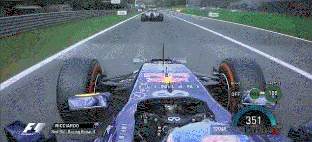 24 Brilliantly Opportunistic Racing Overtakes