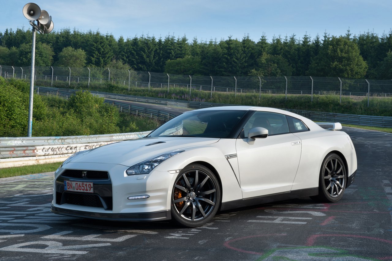 3 Reasons Why A 'Luxurious' GT-R Would Be A Massive Waste Of Time 