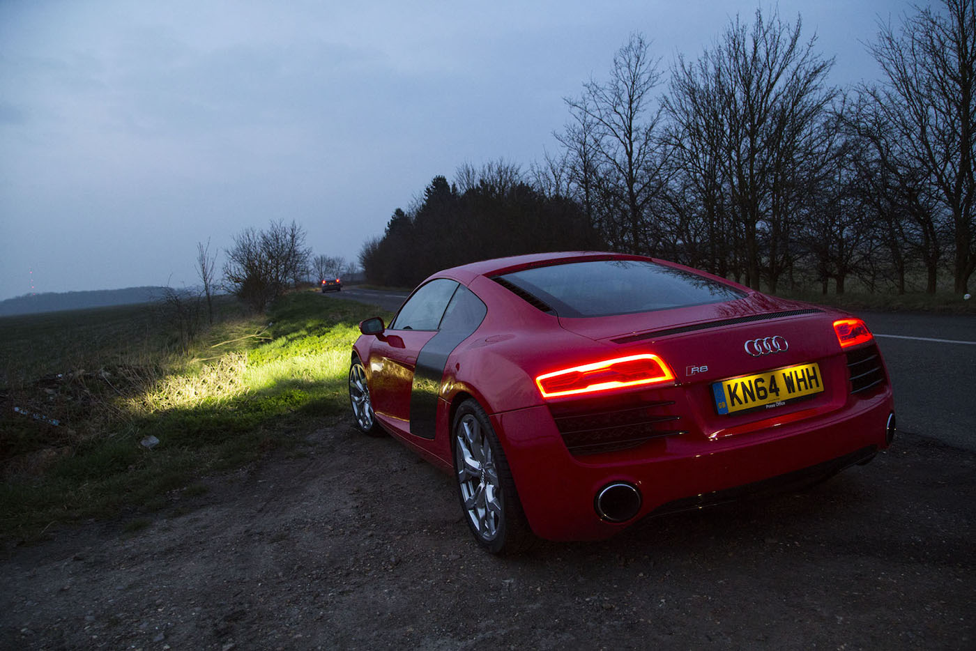 My Wife Started Going Into Labour In An Audi R8 