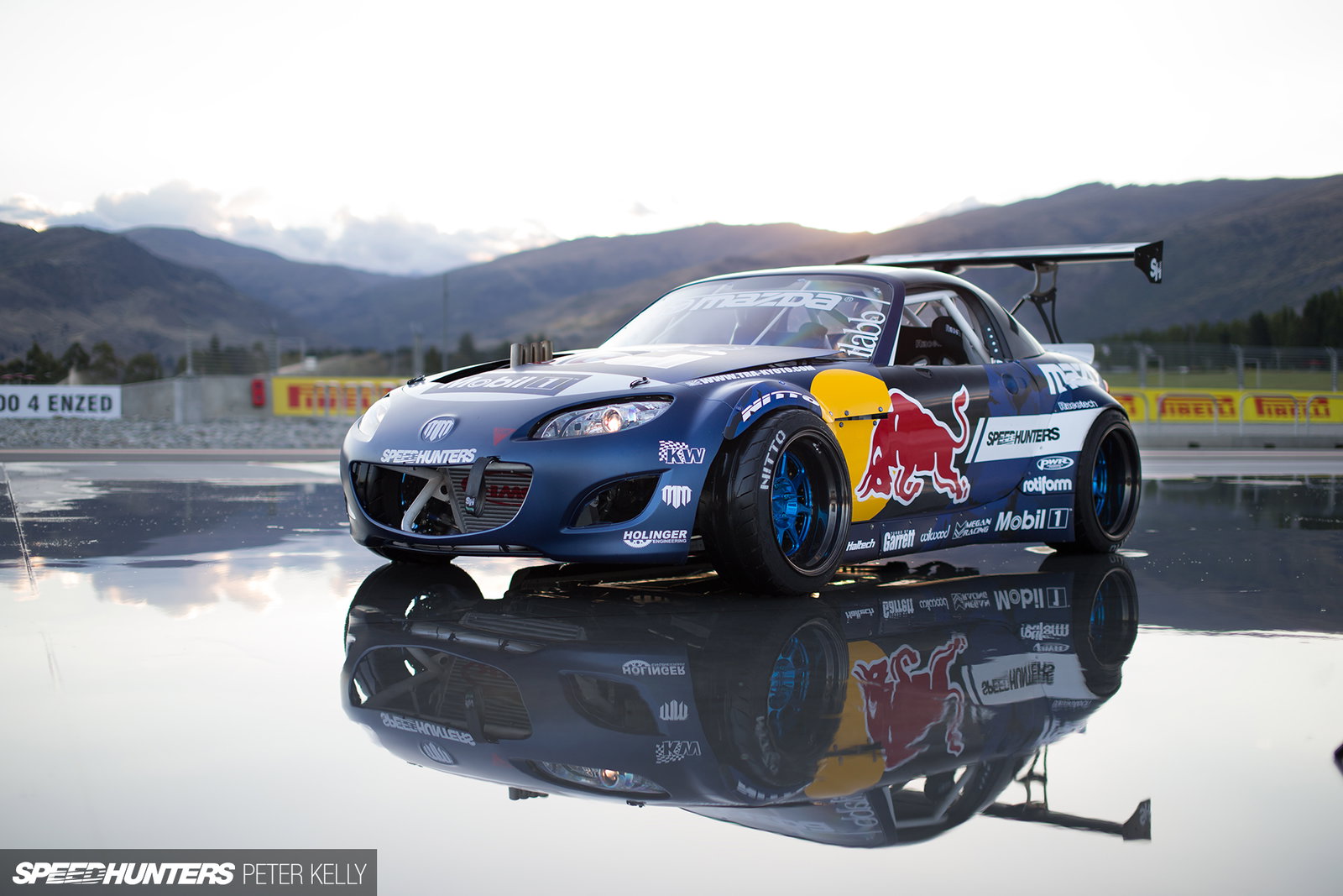 Here's A Smoky Look At Mad Mike's Insane Four-Rotor MX-5