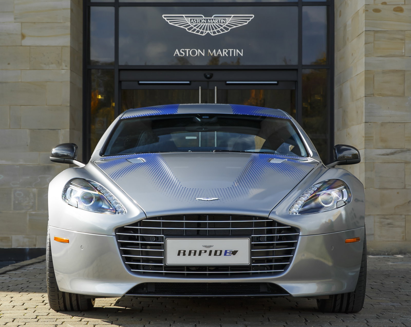 5 Reasons Why Aston Martin's 1000bhp Electric Rapide Will Be Awesome 