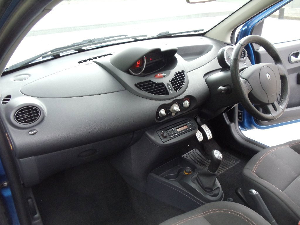 A Renaultsport Twingo 133 Is A Cheap To Run Pocket Rocket For Just £4000