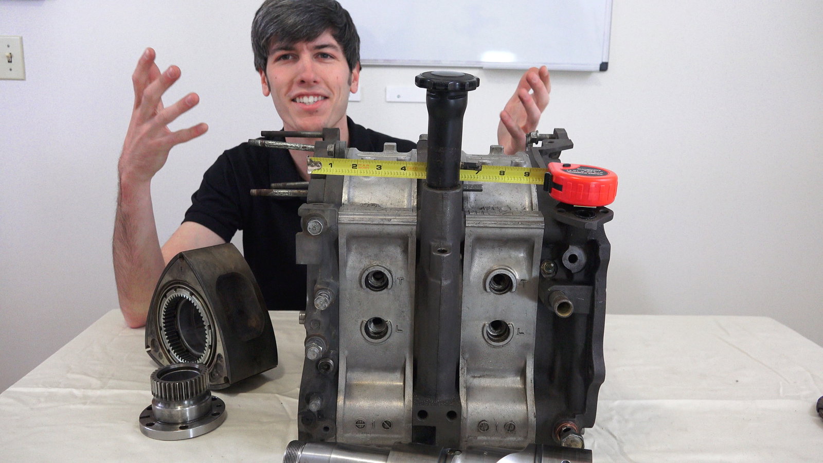 The Problem With Rotary Engines: Engineering Explained